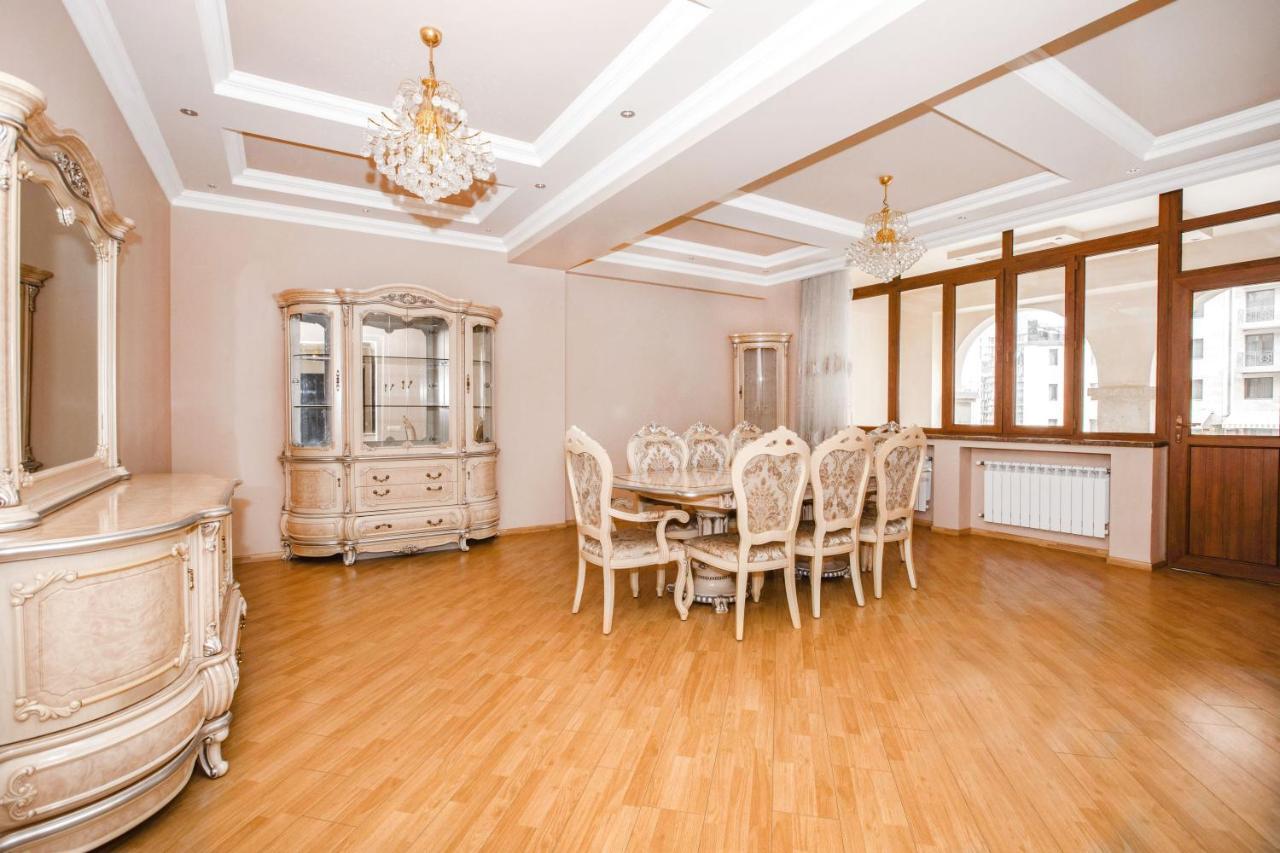 Stay Inn Apartments On Amiryan 4-6 Jerevan Exteriör bild