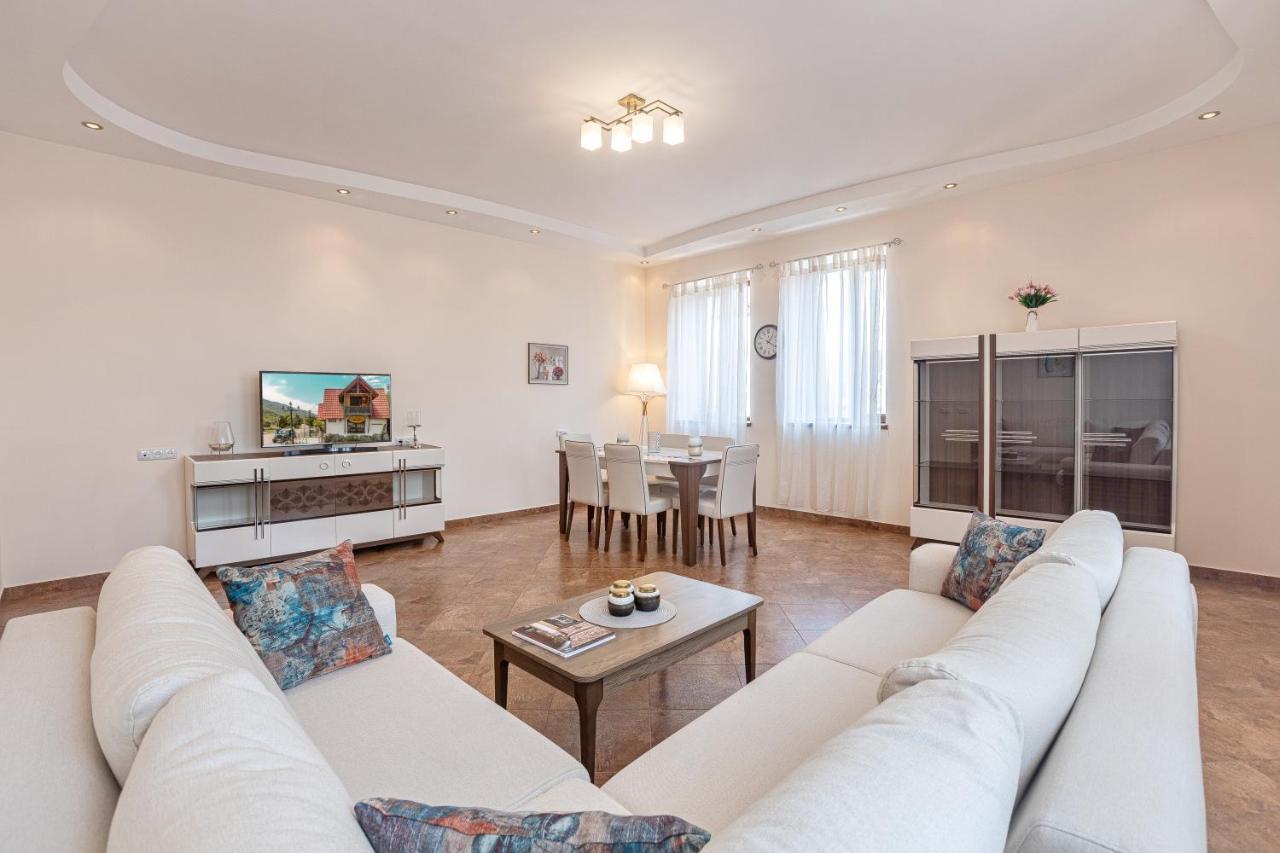 Stay Inn Apartments On Amiryan 4-6 Jerevan Exteriör bild