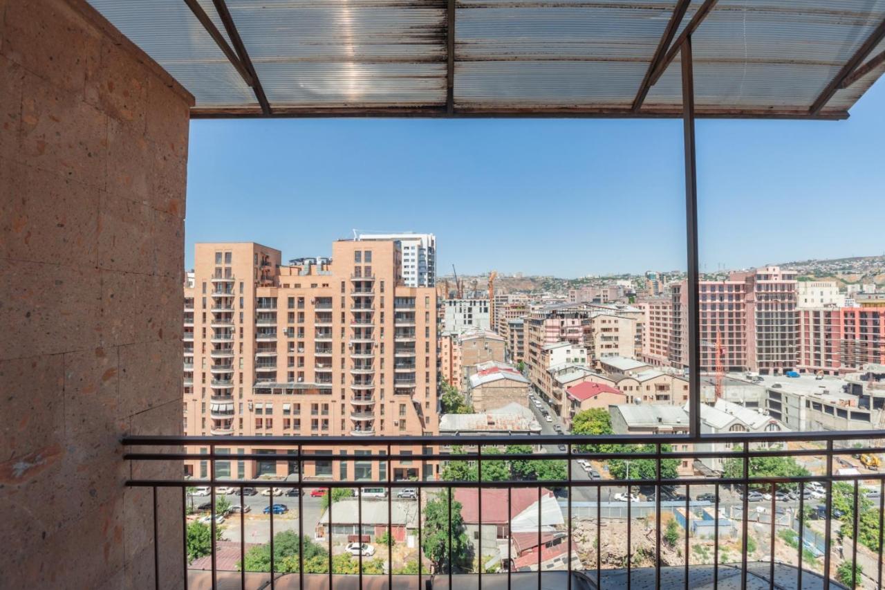 Stay Inn Apartments On Amiryan 4-6 Jerevan Exteriör bild