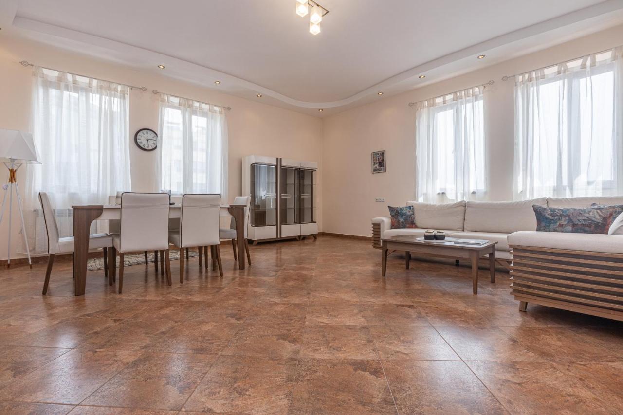 Stay Inn Apartments On Amiryan 4-6 Jerevan Exteriör bild