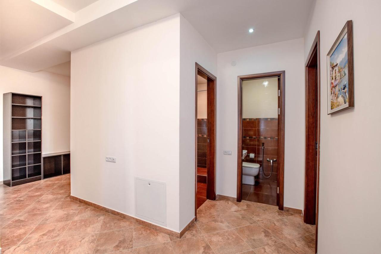 Stay Inn Apartments On Amiryan 4-6 Jerevan Exteriör bild